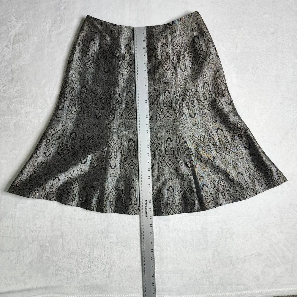 Amanda Smith Flare Skirt Size 10  Black, Gold &‎ Silver Pattern